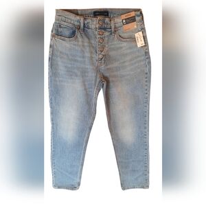NWT! Aeropostale Mom Jeans Womans 6 Blue Denim High Rise Classic Preppy